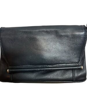 Elegant Navy Leather Crossbody Bag